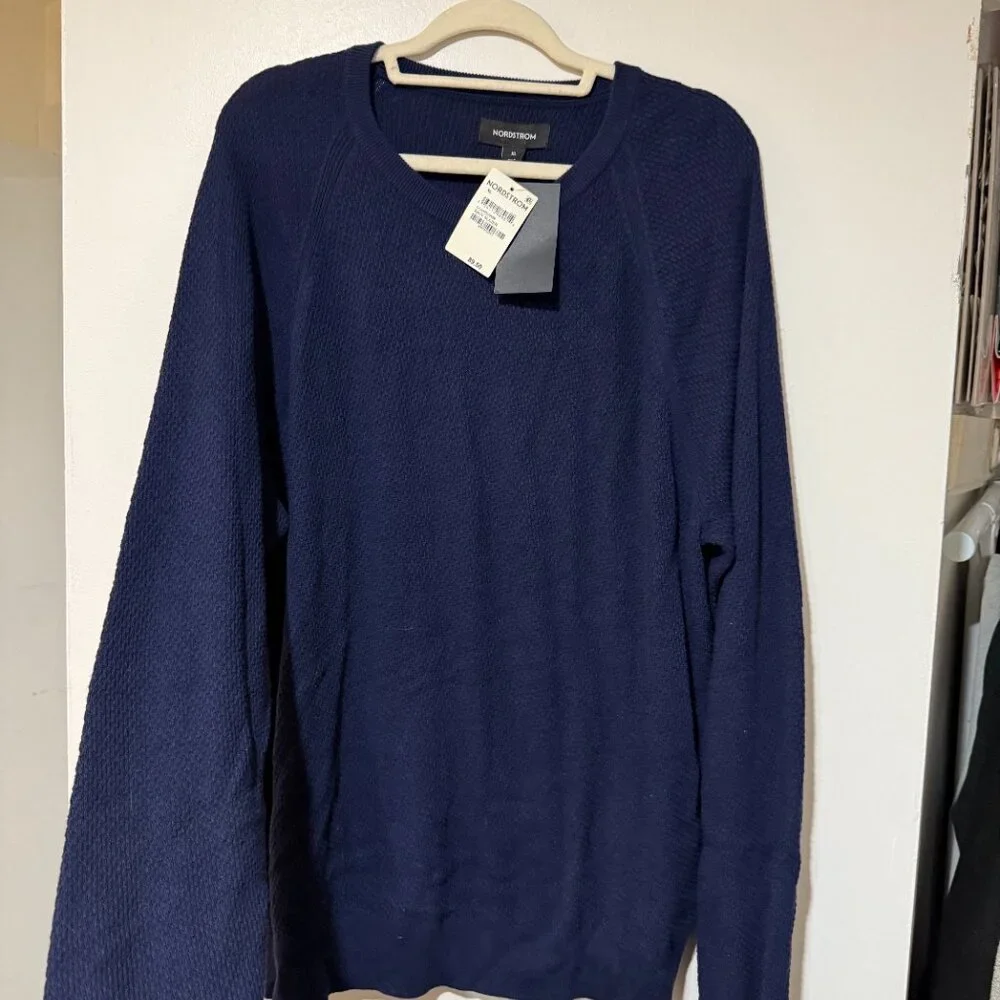 🏷 *NWT* ✨ Nordstrom Navy Textured Crewneck Sweater ✨